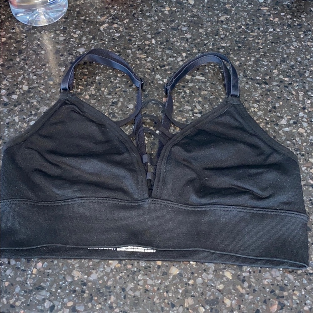 Sports bra